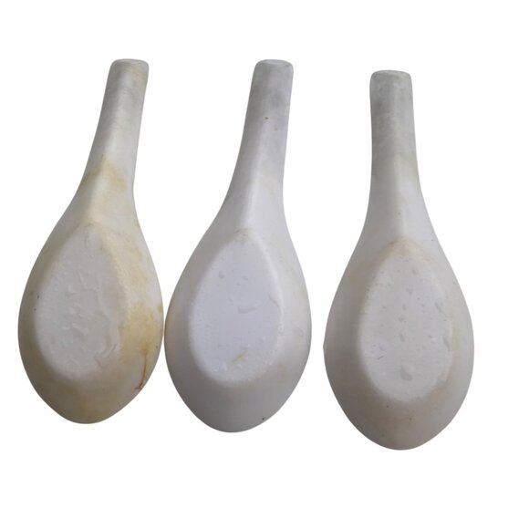 Set Of 3 White Melamine Chinese Soup Spoons With Red & Green Pattern Design - Picture 2 of 3